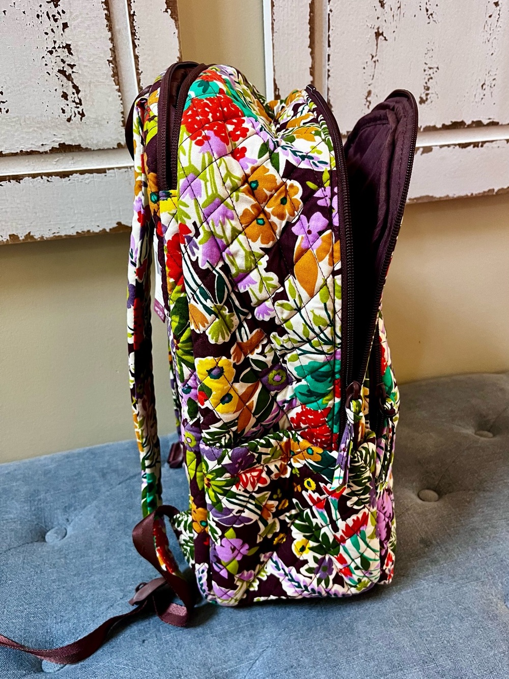 Vera Bradley Quilted Floral Extra Large Backpack - NWT - Evening Garden Pattern - Picture 3 of 5